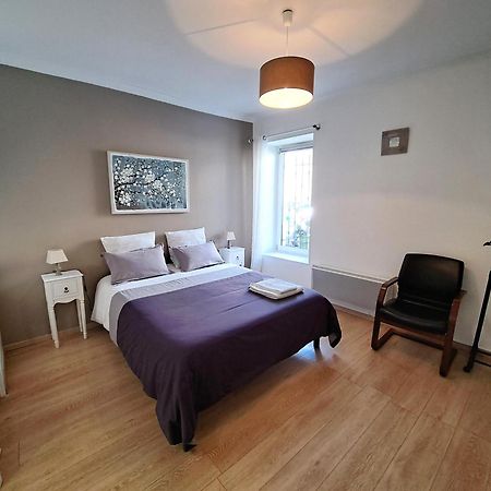 Chambre Privee Independante Dans Une Maison Neffies 外观 照片